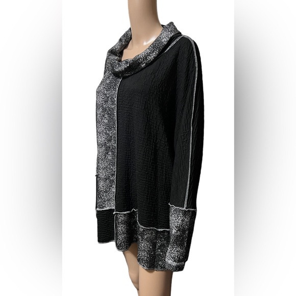 Ali Miles Color Block Knit Tunic - Winter White/Black Plus Size 2X NWT - Picture 5 of 15